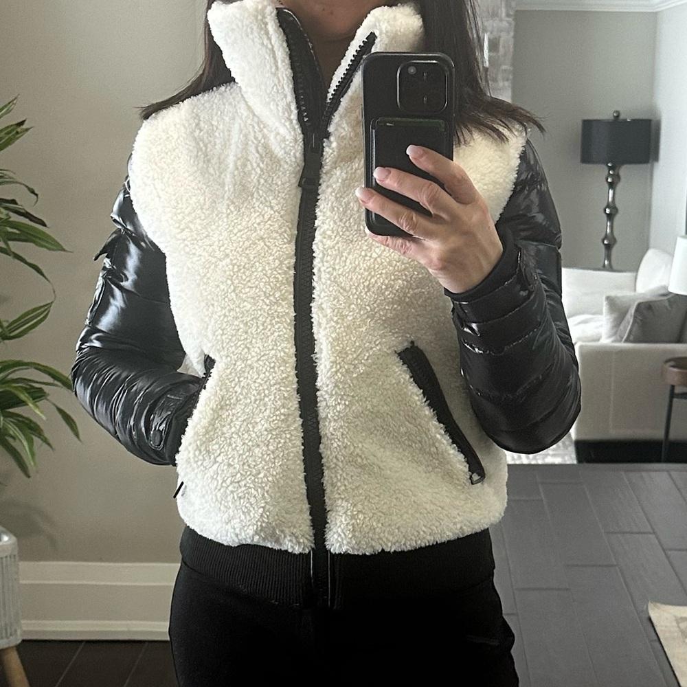 SAM. Teddy Jacket in White and Black